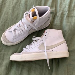 Nike Blazer Mid 77 - light bone, Women’s 9